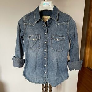 Levi’s denim shirt with snaps
